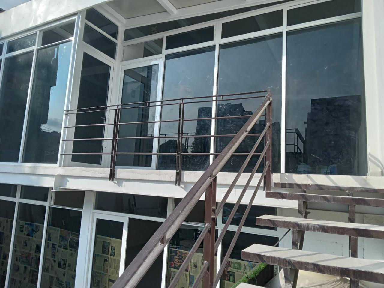 RENTO,LOCAL,COMERCIAL,NUEVO,PARA,FRANQUICIASTLALNEPANTLA,AV,POPOCATEPETL,FRACCIONAMIENTO,LOS,PIRULES,196m2,EN,2,PLANTAS,P.B,96m.,$38,000PLANTA,ALTA,100m. $21,0002,BAÑOS,POR,PLANTA,ESTACIONAMIENTO,3,a,5,AUTOS.55-2107-8073