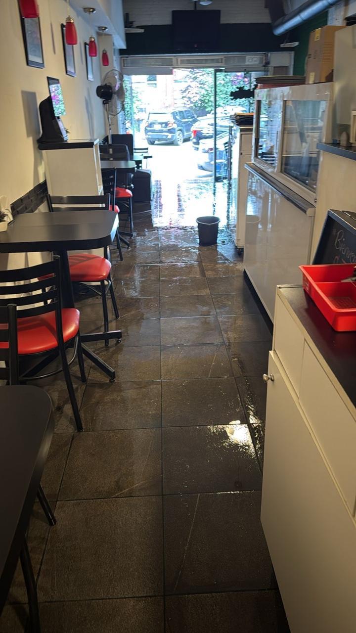 TRASPASO,CAFETERIAZONA,TORRES,DE,SATELITEACREDITADA,DESDE,2021 APROX.,80,METROSPRECIO,A,TRATARCOMUNICARSE,LIC.,JUAREZ55-2705-6598