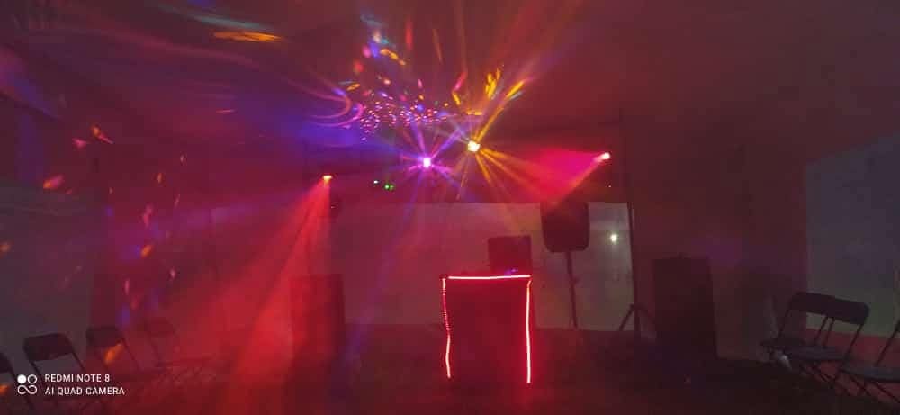 LUZ Y SONIDO Stalkin,Gal DJ, Cámara,de,humo, Karaoke, Videos, Pantalla, Batucada, Fiesta,tema. 55-2891-5719