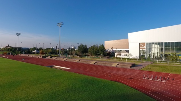 LA LOMA CENTRO DEPORTIVO QUERETARO VENTA DE MEMBRESÍA FAMILIAR PLUS POR 10  AÑOS CUBRE A PADRES, HIJOS, ABUELOS MATERNOS Y PATERNOS. COSTO $100,  CUOTA MANTENIMIENTO MENSUAL $5, DOMICILIADO Y $6, EN CAJA